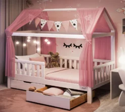 Alcube® Hausbett 90 X 200 Cm Komplett-Set Mit Schubladen Matratze Und Deko Rosa, Rausfallschutz Und Lattenrost, Kinderbett 90x200 Cm Für Mädchen Und Jungen Kinderbetten Aus Massivem Kiefernholz