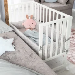 Roba Stuben- & Beistellbett 3in1 Weiß, ‚roba Style‘, Für Alle Elternbetthöhen, Inklusive Matratze, Nestchen Und Barriere -Kinderbett Geschäft 115ddeff9f1c7eb1472adff652da0602