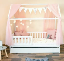 Alcube® Hausbett Deko-Set In Rosa Für Hausbetten Kinderbetten I 3er-Set Baldachin, Wimpelkette Und Lichterkette