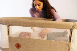 Lionelo Luna Ein Tragbares Beistellbett Mit Einer Matratze, Reisebett, Von Neugeboren Bis 9 Kg, In Der Höhe Und Der Neigung Verstellbar, 4 Rädern Mit Bremse, Befestigung Zum Elternbett -Kinderbett Geschäft 3ac04a29cda75c780b3881ef03b705cb