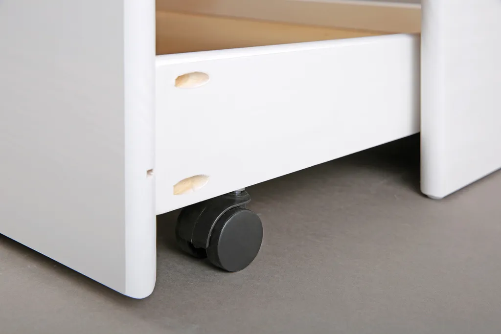 Stauraumbett Mit 2 Liegeflächen Rieka Massivholz Weiss 90 X 200 Cm 3 Schubladen Funktionsbett Schlafzimmer Kinderzimmer Inkl. Gästeliege 7 Stauraumbett Mit 2 Liegeflächen Rieka Massivholz Weiss 90 X 200 Cm 3 Schubladen Funktionsbett Schlafzimmer Kinderzimmer Inkl. Gästeliege – Bild 5