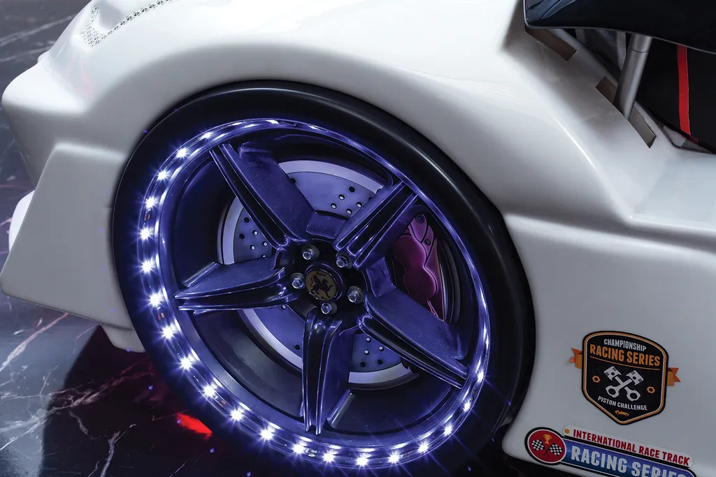 Autobett Moon Aero In Police 7 Autobett Moon Aero In Police – Bild 5